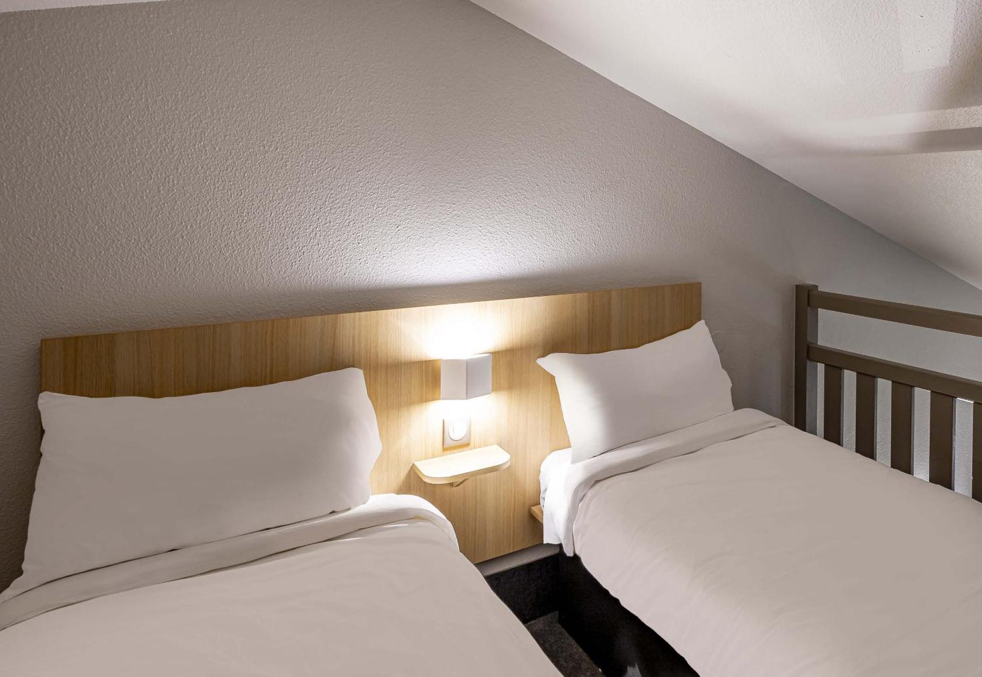 Périgueux Hotel 2*